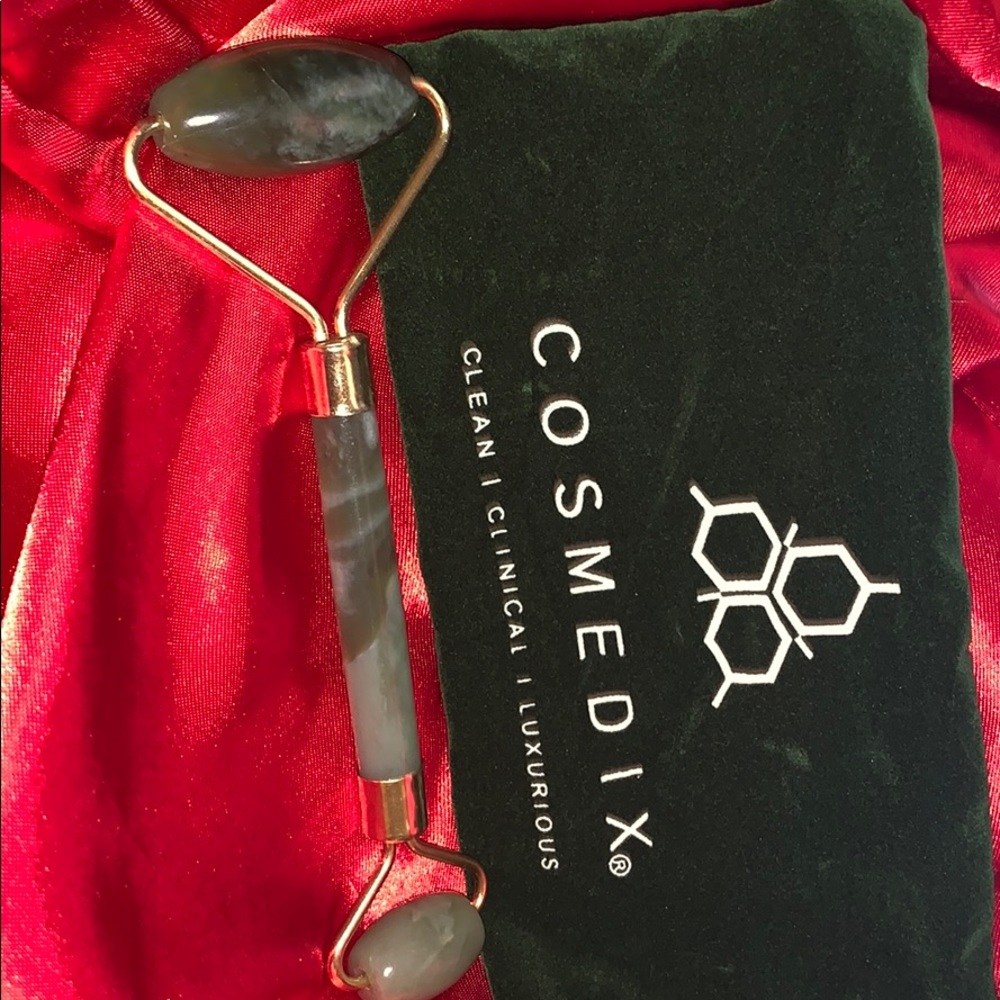 Cosmedix Roller - Broken in half